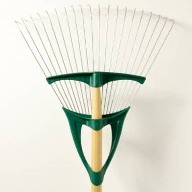 BALAI GAZON - 20 DENTS RONDES ACIER - MANCHE BOISlongueur 150cm, largeur 52cm - LEBORGNE BALAI GAZON - 20 DENTS RONDES ACIER - MANCHE BOISlongueur 150cm, largeur 52cm - LEBORGNE