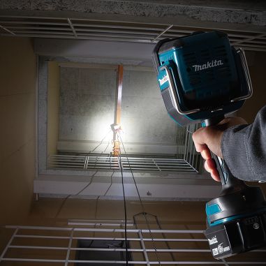 LAMPE DE CHANTIER 18V LXT LI-Ion (PRODUIT SEUL) - MAKITA