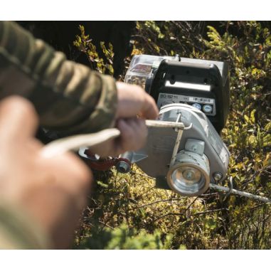 TREUIL DE TIRAGE A BATTERIE 80-82V - PORTABLE WINCH