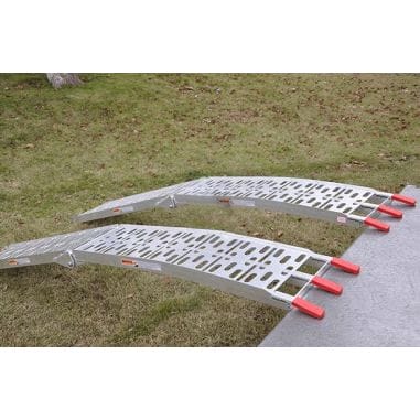 PAIRE DE RAMPES L:225 cm CHARGE 600 KG - PLIABLES ALUMINIUM 